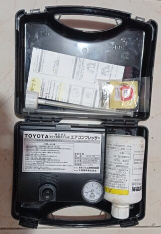 پمپ باد ژاپنی مارک تویوتا با متعلقات TOYOTA - 4 bar ساخت ژاپن(پمپ نو میباشد)