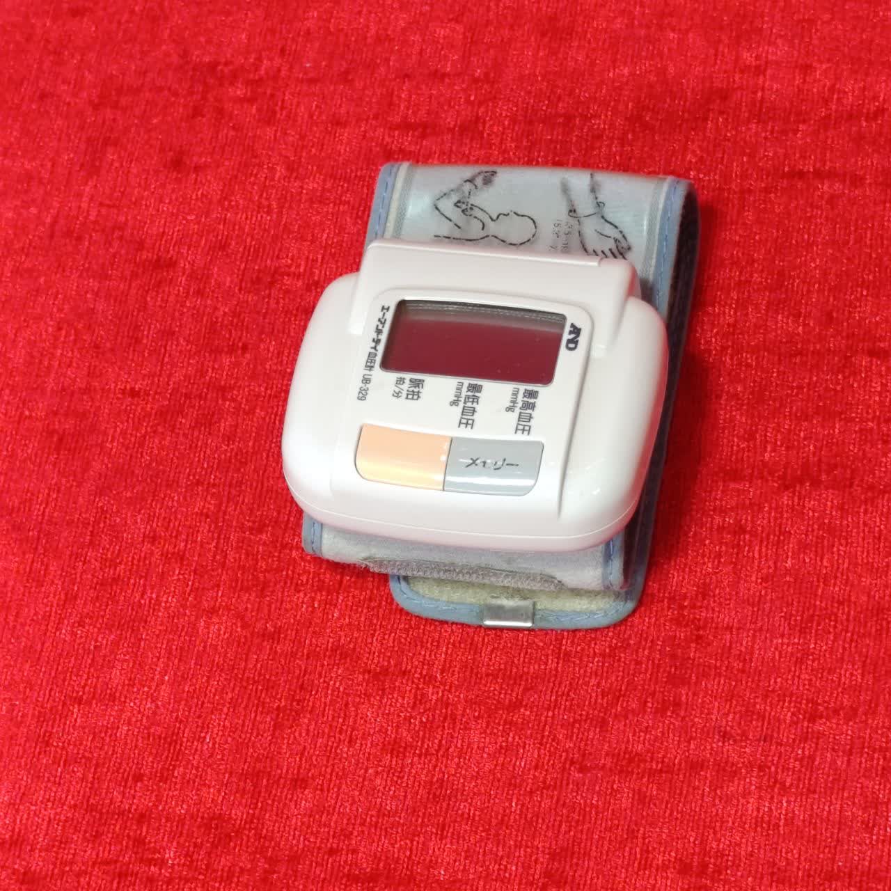 فشار سنج مچی امرون مدل-650 -OMRON HEM (استوک ژاپن)