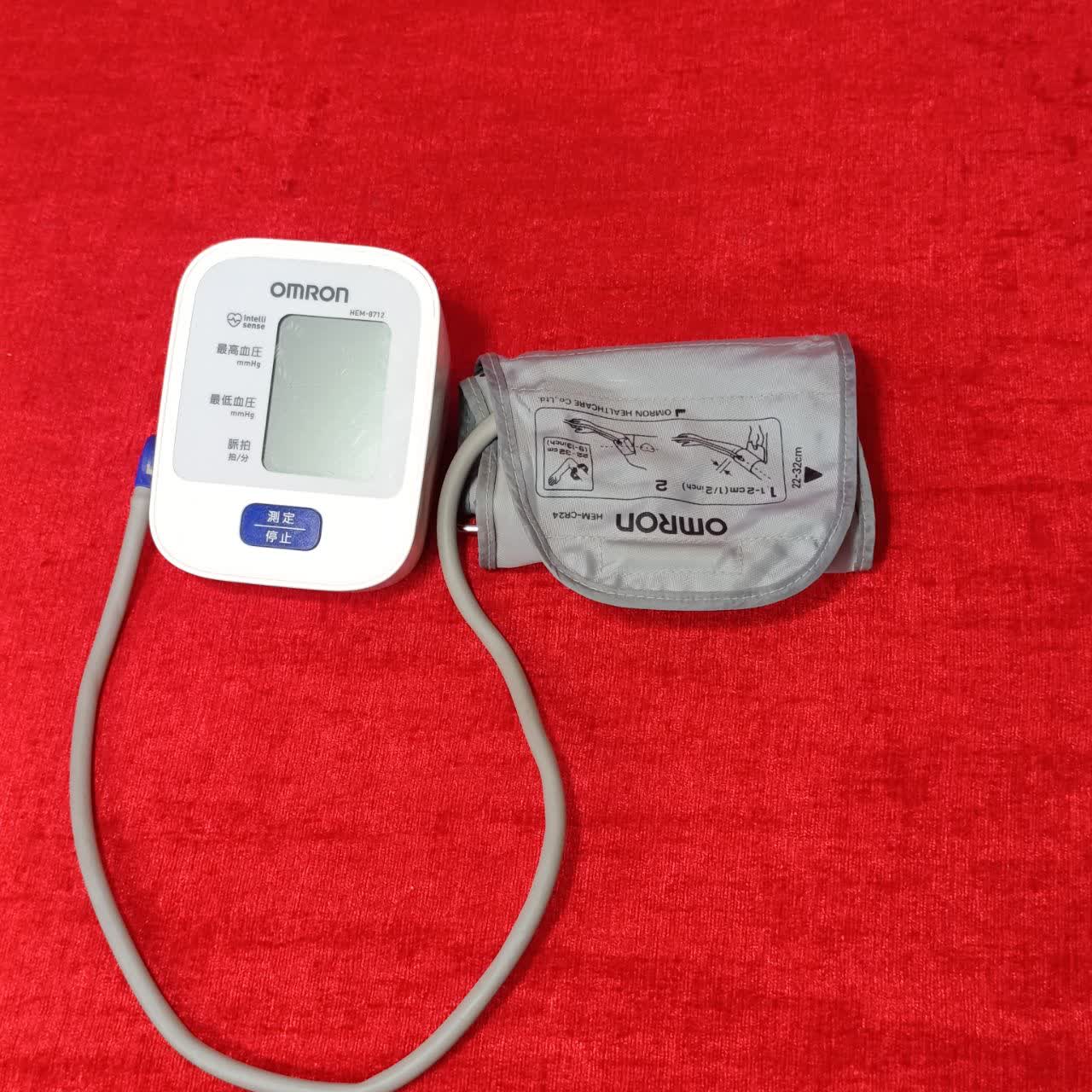 فشار سنج امرون ژاپن مدل omron HEM_ 8712مونتاژ چین استوک ژاپن