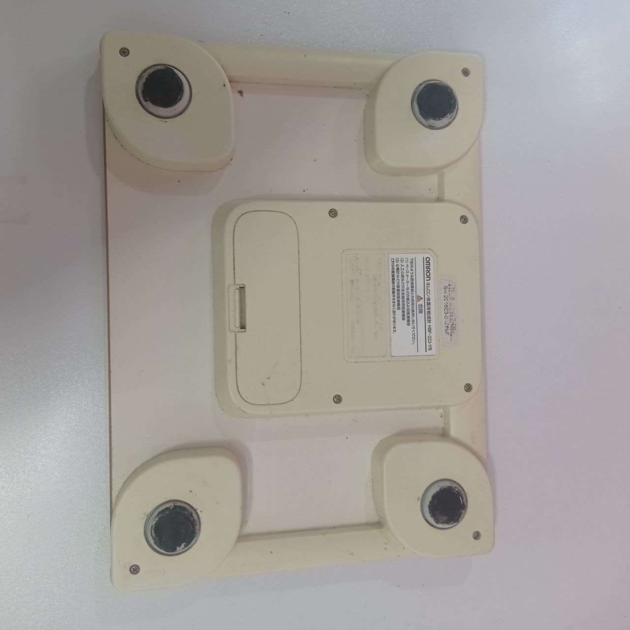 ترازو وزن مارک امرون ژاپنOMRON HBF-223(مونتاژ چین) استوک ژاپن - Image 4