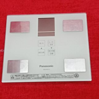 ترازو هوشمند وزن ،چربی،BMI و کالری ، مارک پاناسونیک ژاپن  panasonic EW-FA13 استوک ژاپن